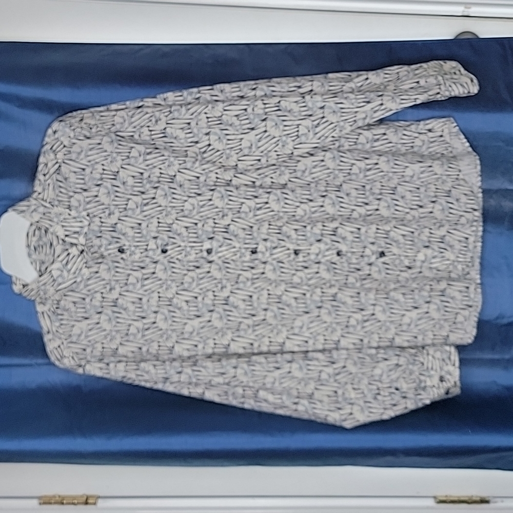 Lightweight floral button down